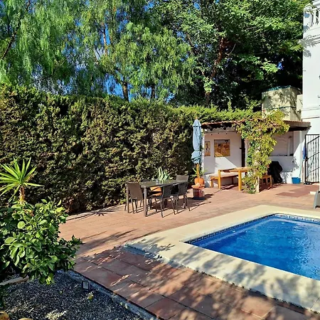 Superb Private Pool Golf Seaview